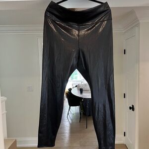 Black, shiny, sexy liquid leggings - Size L/XL